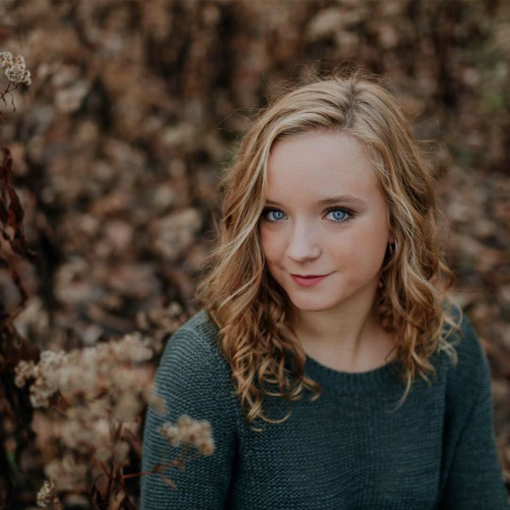 Meet your Posher, Elyse